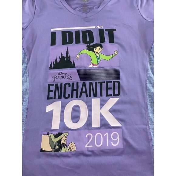 Run Disney Women's Enchanted 10K Marathon Purple Graphic Short 2019 - Small - Picture 4 of 11
